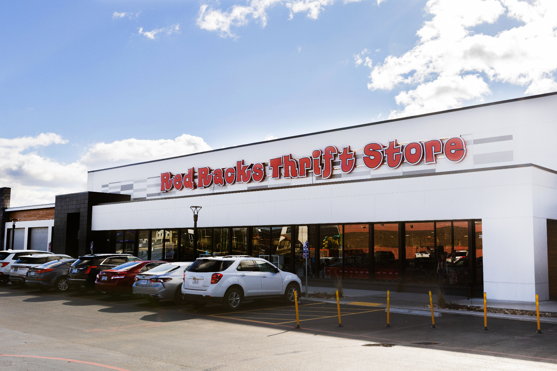 Red Racks Springfield — E. Sunshine storefront